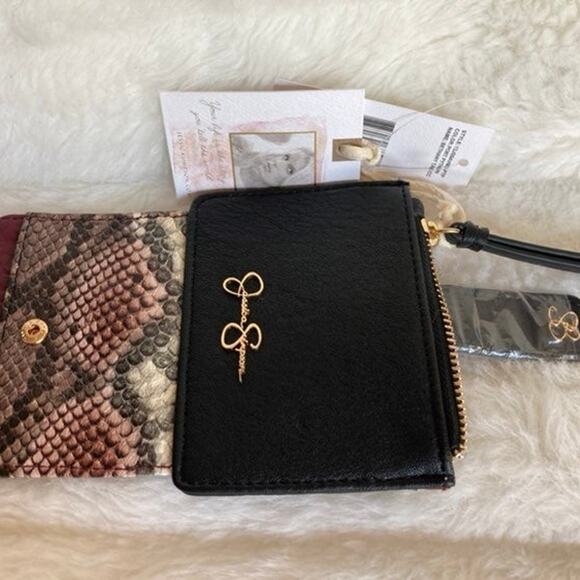 Brand New Jessica Simpson Card Holder Port Python - Black - Gold Accents - Picture 7 of 8